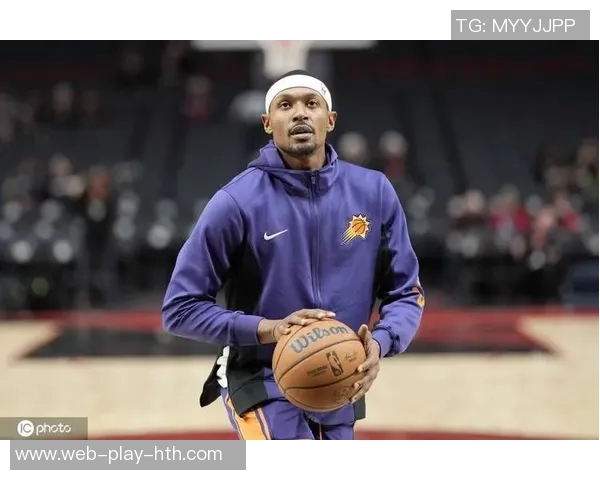 比尔首次参与队内对抗训练状态良好期待揭幕战表现 比尔首次参与队内对抗训练状态良好期待揭幕战表现