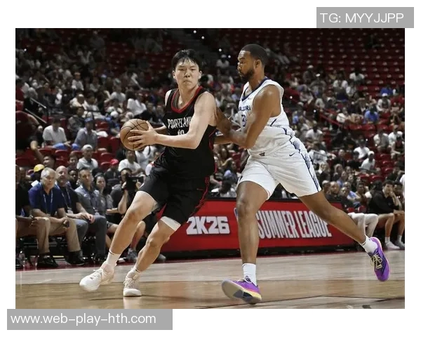 比卢普斯称赞杨瀚森篮板表现强调球队需加强篮下防守力度 比卢普斯称赞杨瀚森篮板表现强调球队需加强篮下防守力度