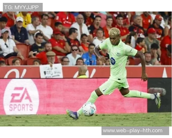 巴萨本周最后一训结束费尔明与亚马尔恢复情况良好 巴萨本周最后一训结束费尔明与亚马尔恢复情况良好