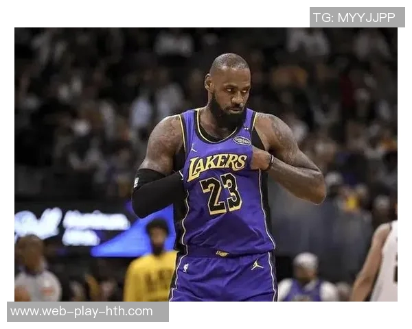 霍里分析詹姆斯未来称其不会离开湖人因合同负担过重 霍里分析詹姆斯未来称其不会离开湖人因合同负担过重