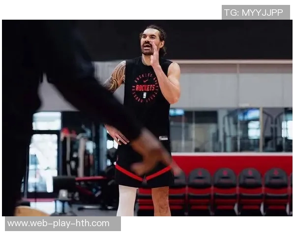 火箭双塔战术显威亚当斯短时间内贡献正负值20的精彩表现 火箭双塔战术显威亚当斯短时间内贡献正负值20的精彩表现