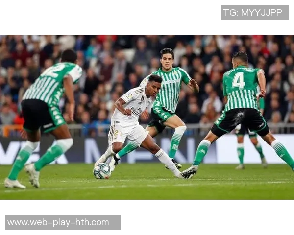 皇马或明夏出售维尼修斯标价不低于25亿引发沙特球队关注 皇马或明夏出售维尼修斯标价不低于25亿引发沙特球队关注