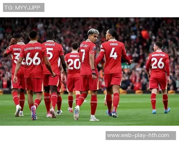 挑战英超传统强队樱桃军团蓄势待发迎接新赛季 挑战英超传统强队樱桃军团蓄势待发迎接新赛季