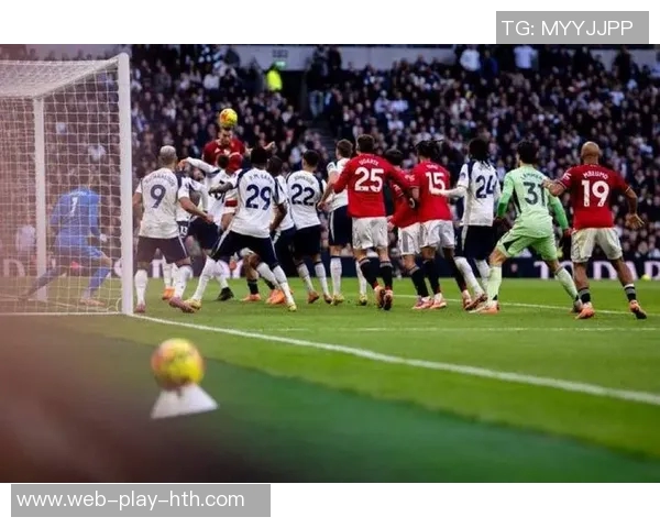 曼联球迷五连胜才理发拉门斯期待再赢两场继续庆祝 曼联球迷五连胜才理发拉门斯期待再赢两场继续庆祝