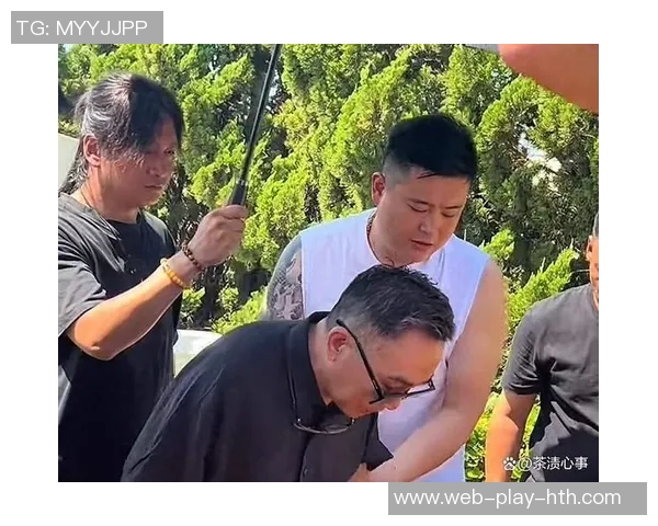 华子在比赛中表现不佳仅得15分并失误5次引发媒体关注究竟发生了什么心事 华子在比赛中表现不佳仅得15分并失误5次引发媒体关注究竟发生了什么心事